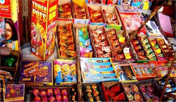 वायु प्रदूषण को देखते हुए आतिशबाजी पर लगाई रोक 