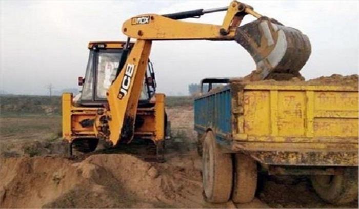 बांदा: अवैध खनन मामले में 16 ट्रक सीज