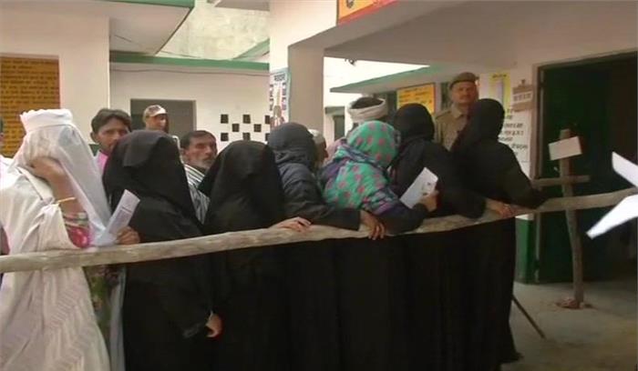 कड़ी सुरक्षा के बीच कैराना और नूरपुर सीट के लिए मतदान जारी 