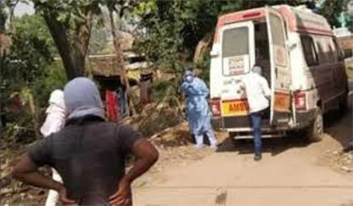 संतकबीरनगर में जिंदा युवक के नाम पर शव को अंतिम संस्कार के लिए भेजा दिया उसके घर