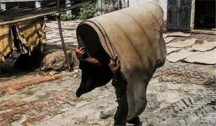 कानपुर में चमड़े की फैक्ट्रियां फिर खुलेंगी, मगर सशर्त कानपुर में चमड़े की फैक्ट्रियां फिर खुलेंगी, मगर सशर्त