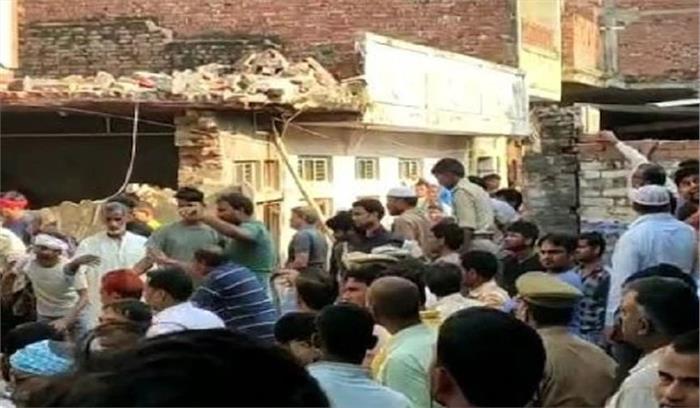 उत्तर प्रदेश के मऊ में बड़ा हादसा, सिलेंडर फटने से 10 लोगों की मौत