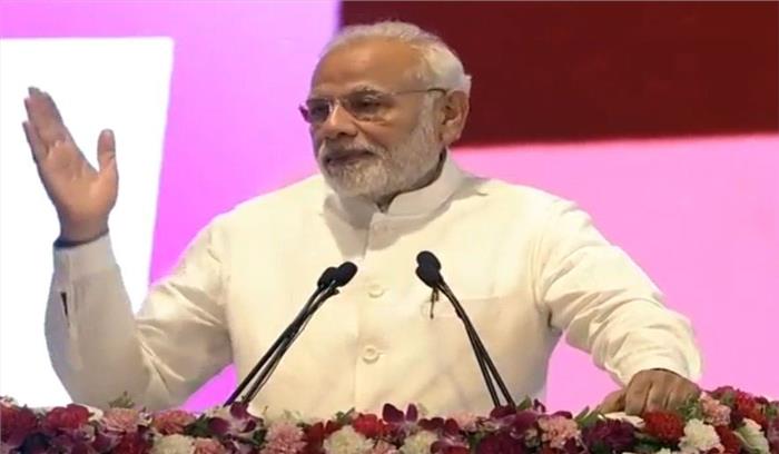 गलत काम करने वाले या तो देश छोड़कर भागेंगे या फिर जेल जाएंगे: पीएम मोदी गलत काम करने वाले या तो देश छोड़कर भागेंगे या फिर जेल जाएंगे: पीएम मोदी