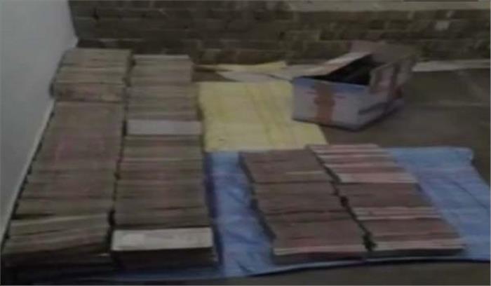 कानपुर में बरामद हुए 96 करोड़ के पुराने नोट, 16 हिरासत में