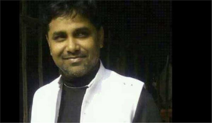 कानपुर: हत्या के विरोध में पत्रकारों ने निकाला कैंडल मार्च कानपुर: हत्या के विरोध में पत्रकारों ने निकाला कैंडल मार्च