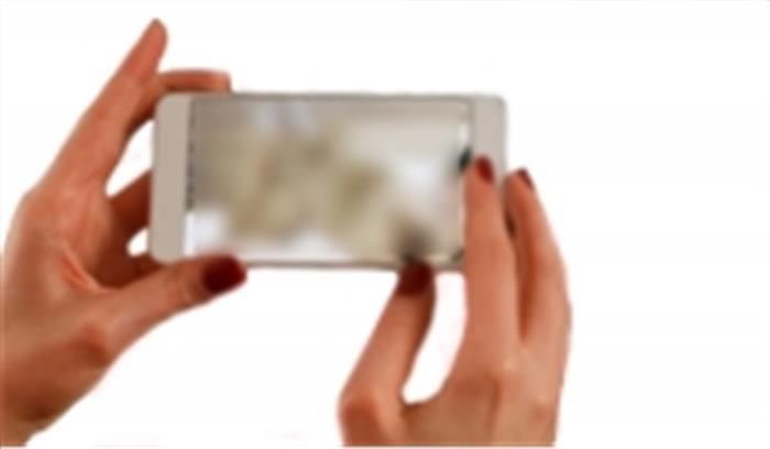 ऑनलाइन क्लास के दौरान पॉर्न क्लिप पोस्ट करने के चलते हिरासत में 2 छात्र