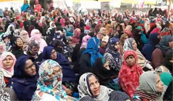 प्रयागराज में सीएए,एनआरसी और एनपीआर का विरोध जारी