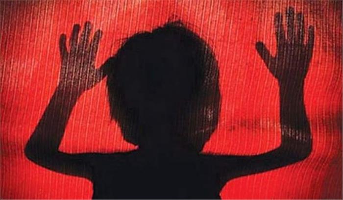 नोएडा : चार साल की बच्ची के साथ बलात्कार,आरोपी गिरफ्तार