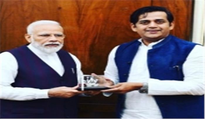 देश को सोने की चिड़िया बनाने में यूपी का होगा हाथ, अब मजदूर मुंबई नहीं जाने वाले : रवि किशन