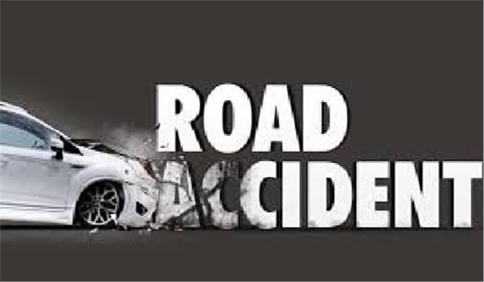 रायबरेली:  सड़क दुर्घटना में 3 महिलाओं समेत 6 लोगों की मौत
