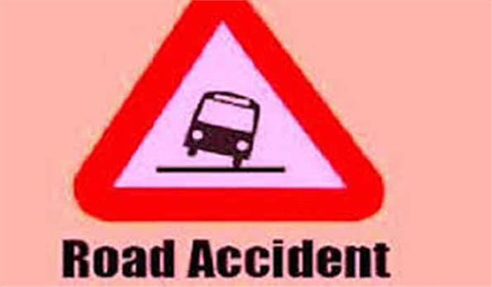 बरेली: सड़क हादसों में नव विवाहिता समेत तीन की मृत्यु बरेली: सड़क हादसों में नव विवाहिता समेत तीन की मृत्यु