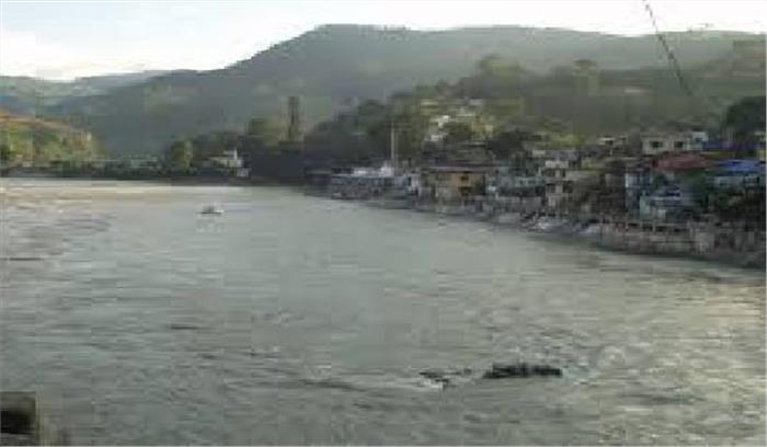 सरयू नदी में नाव डूबने से बालक समेत 6 श्रद्धालुओं की मौत