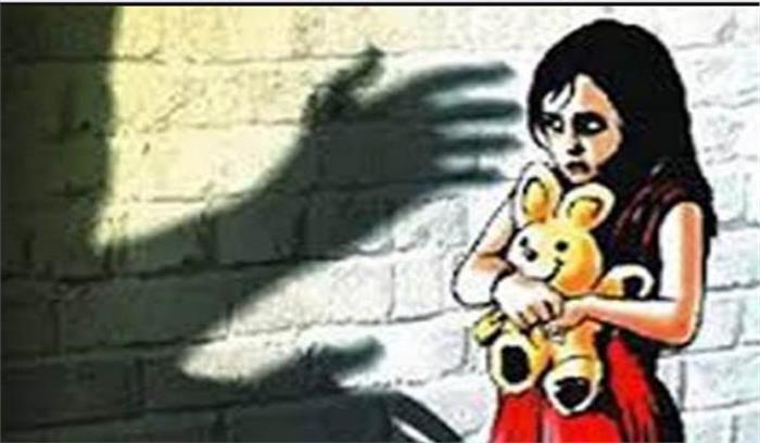 बरेली: कक्षा छह की छात्रा के साथ युवक ने किया बलात्कार बरेली: कक्षा छह की छात्रा के साथ युवक ने किया बलात्कार