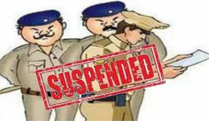 मैनपुरी में दस पुलिसकर्मी निलंबित,सात को जेल
