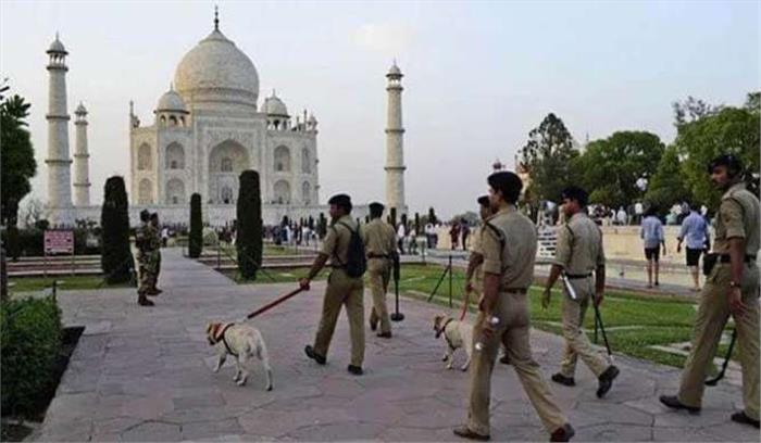 ताजमहल में अतिरिक्त सुरक्षा के लिए जिला प्रशासन ने दी सहमति