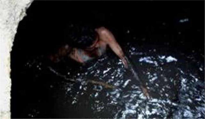 आगरा में सेप्टिक टैंक से निकली जहरीली गैस, 3 सफाईकर्मियों की मौत
