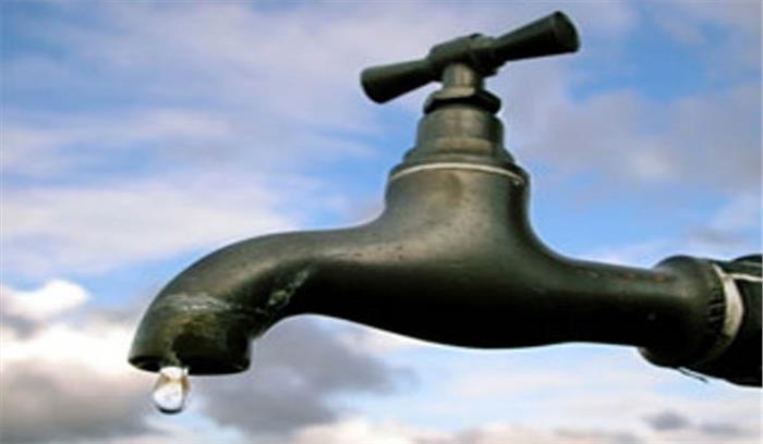 बुंदेलखंड: पानी की कमी के कारण इंसानों के साथ पशु भी परेशान