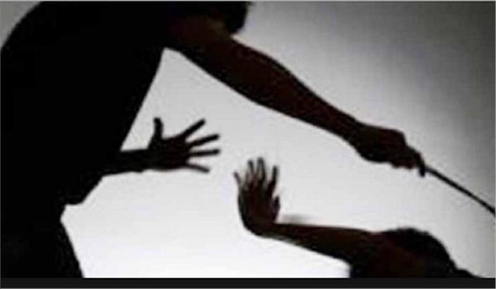 बलिया टीचर पर छात्रा को पिटने का आरोप, हुई मौत 