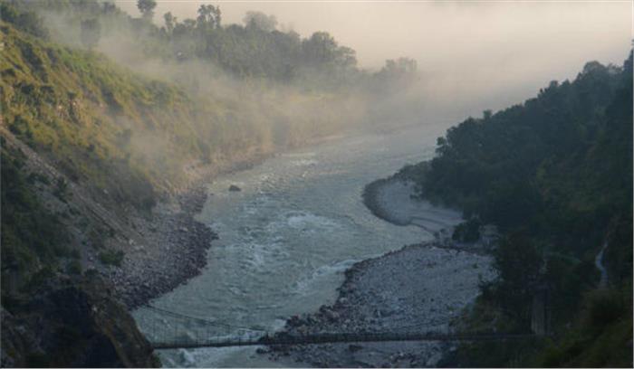 उत्तराखंड में भारी बारिश की चेतावनी जारी, स्कूल बंद उत्तराखंड में भारी बारिश की चेतावनी जारी, स्कूल बंद