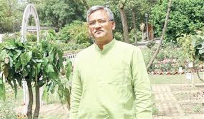 त्रिवेन्द्र सिंह रावत ने की पूर्व राष्ट्रपति प्रणब मुखर्जी से मुलाकात 