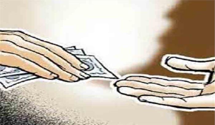 उत्तरकाशी में तहसीलदार को रिश्वत लेते किया गिरफ्तार