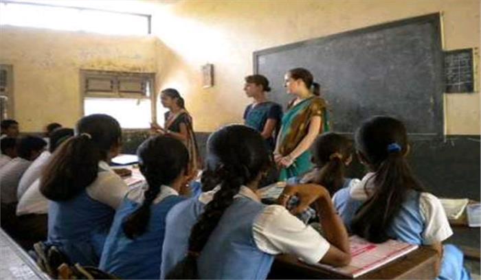 रिक्त पदों पर नियुक्ति न मिलने से गेस्ट टीचर्स में रोष