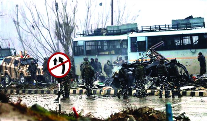 घाटी में आत्मघाती हमला, 42 जवान शहीद