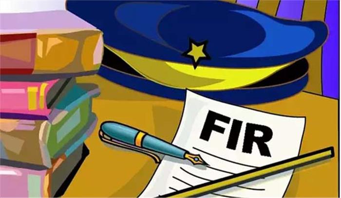 वाराणसी में पुलिस पर हमले में 38 गिरफ्तार, 200 अज्ञात पर मुकदमा वाराणसी में पुलिस पर हमले में 38 गिरफ्तार, 200 अज्ञात पर मुकदमा