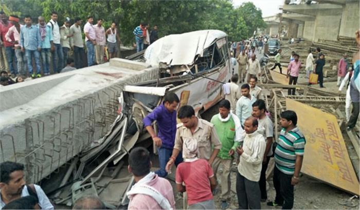 वाराणसी में फ्लाईओवर गिरा, 16 लोगों की मौत, जांच के आदेश