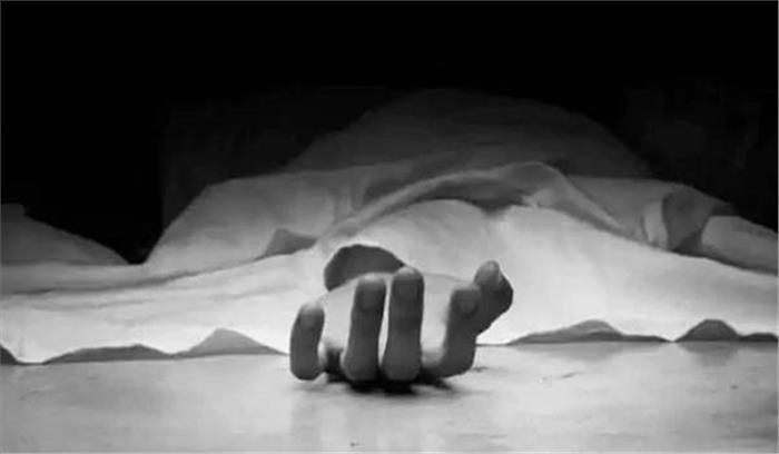 वाराणसी में अध्यापिका की घर में घुसकर हत्या