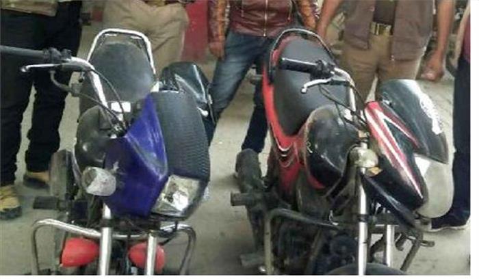 चोरी की मोटरसाइकिल सहित वाहन चोर गिरफ्तार