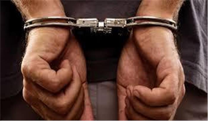 वाहन चोर गिरोह के पांच सदस्य गिरफ्तार, लग्जरी कारें बरामद