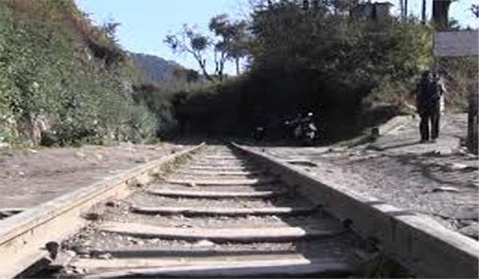 केरल :  रेलवे की पटरी पर दो छात्रों के शव मिले