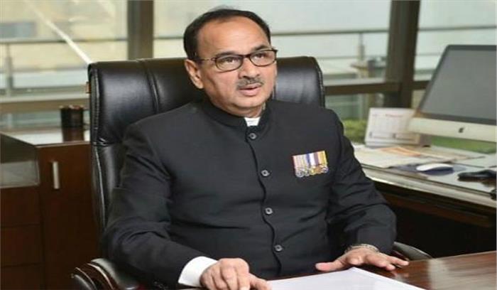 वर्मा और अस्थाना बिल्लियों की तरह लड़ रहे थे : केंद्र वर्मा और अस्थाना बिल्लियों की तरह लड़ रहे थे : केंद्र