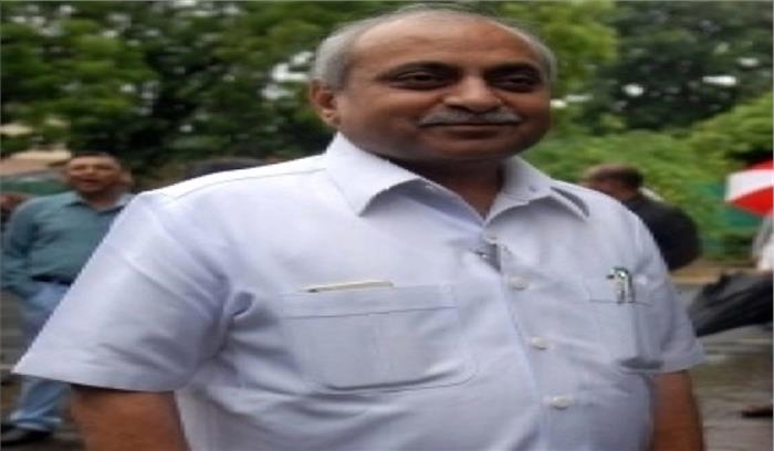 वाइब्रेंट गुजरात के पोस्टरों से उपमुख्यमंत्री नितिन का चेहरा नदारद