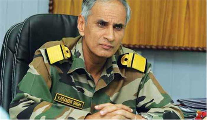 वाइस एडमिरल कर्मबीर सिंह ने फ्लैग आफिसर कमांडिंग इन चीफ का कार्यभार संभाल वाइस एडमिरल कर्मबीर सिंह ने फ्लैग आफिसर कमांडिंग इन चीफ का कार्यभार संभाल