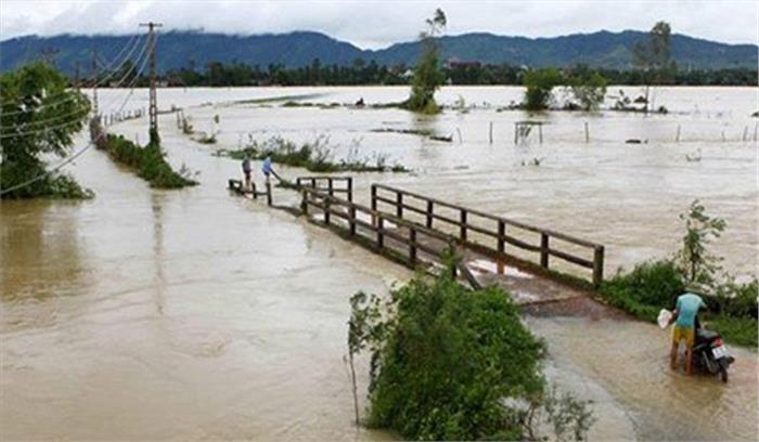 वियतनाम में बाढ़ और भूस्खलन , 14 लोगों की मौत