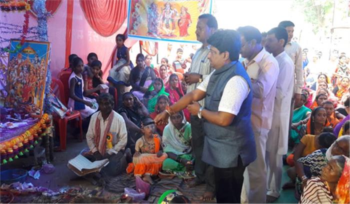 रामधुनी प्रतियोगिता में शामिल हुए कृदत्त रामधुनी प्रतियोगिता में शामिल हुए कृदत्त