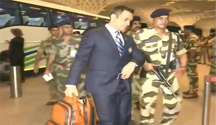 भारतीय टीम आईसीसी क्रिकेट विश्व कप 2019 के लिये रवाना