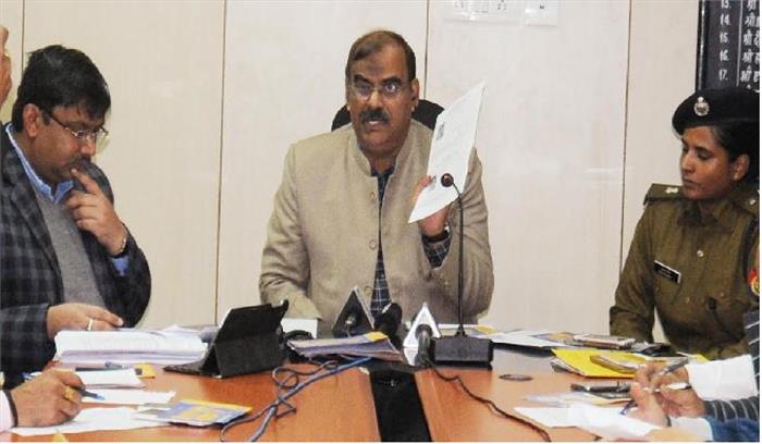 दूसरे मतदाता की पर्ची रखी तो होंगे सजा के हकदार