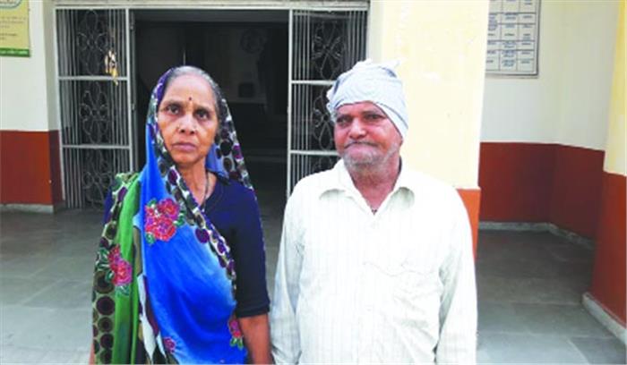 बुजुर्ग मां-बाप को घर से निकाला