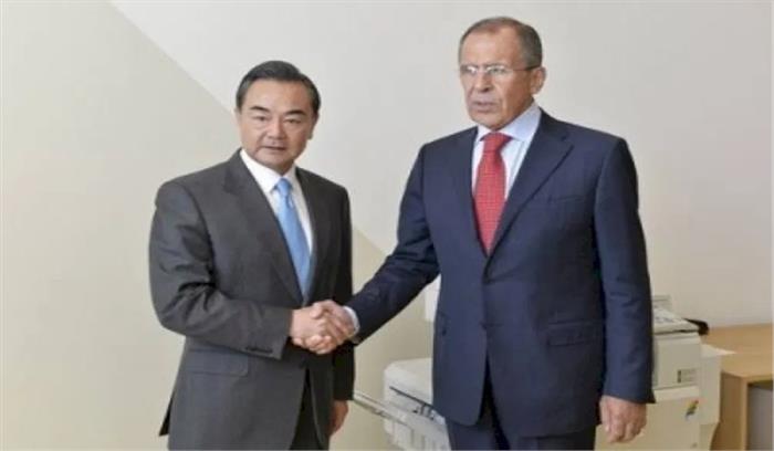 वांग यी और रूसी विदेश मंत्री लावरोव के बीच बातचीत