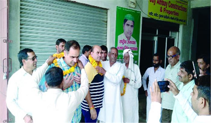 यूपी योद्धा कबड्डी टीम के कोच का भाकियू ने किया स्वागत