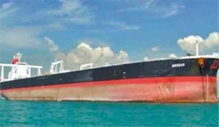 अमेरिका ने ईरानी टैंकर को जब्त करने के लिए वारंट जारी किया