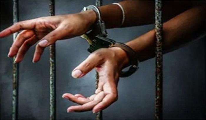 कंसास गोलीबारी में एक संदिग्ध हिरासत में