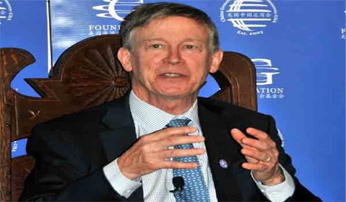 कोलोराडो के पूर्व गवर्नर ने राष्ट्रपति पद की दौड़ से हटने का ऐलान किया कोलोराडो के पूर्व गवर्नर ने राष्ट्रपति पद की दौड़ से हटने का ऐलान किया