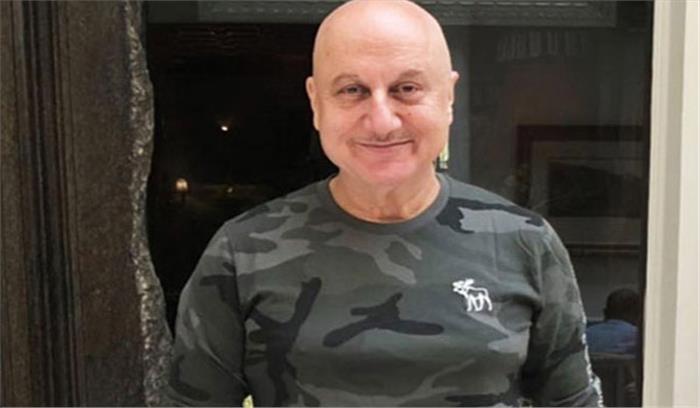 न्यू एम्सटर्डम में अनुपम खेर न्यूरो सर्जन की भूमिका निभाएंगे