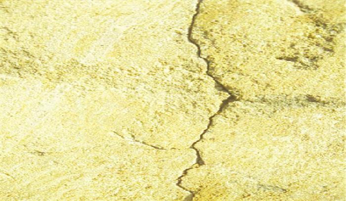 खैरा जलाशय के गेट मरम्मत के नाम पर  लीपापोती