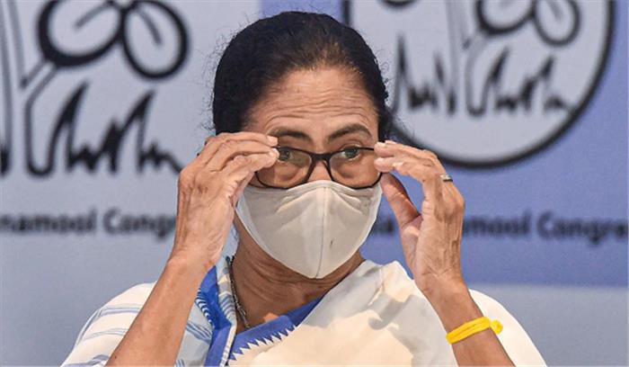 मनोहर पर्रिकर के शीघ्र स्वस्थ होेने की ममता बनर्जी ने की कामना 