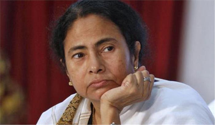 देश में असहिष्णुता का माहौल : ममता बनर्जी